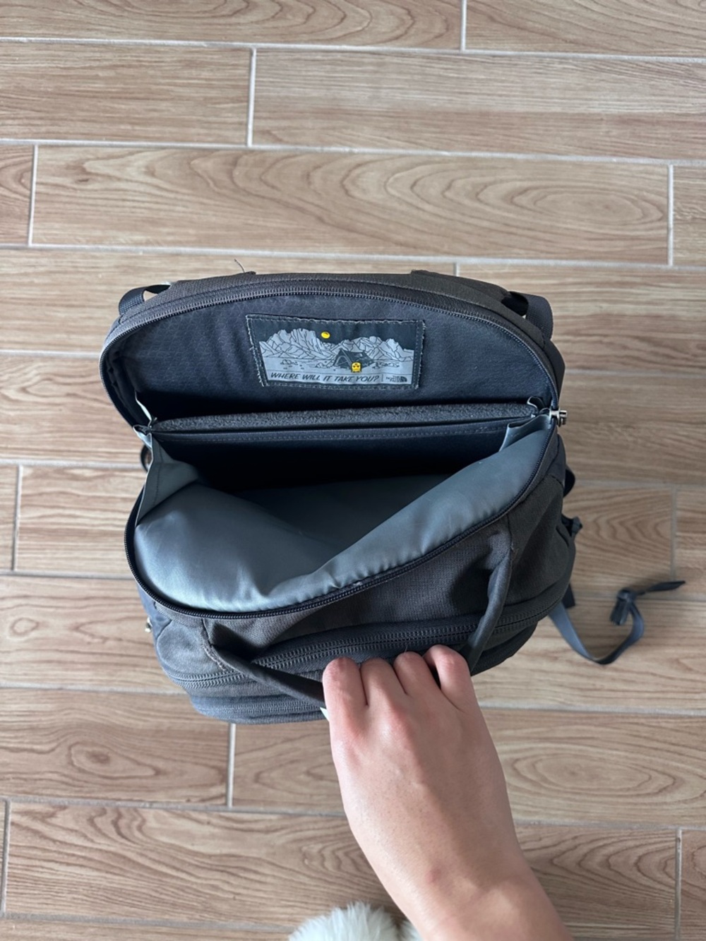 North Face Backpack - Picture 5 of 8